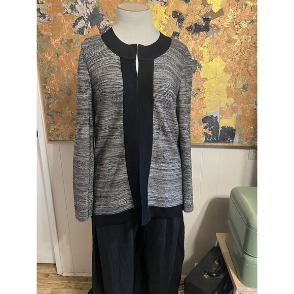 Gorgeous Gray Misook Cardigan With Hook and Eye Closures and Black Trim Large - Picture 1 of 7